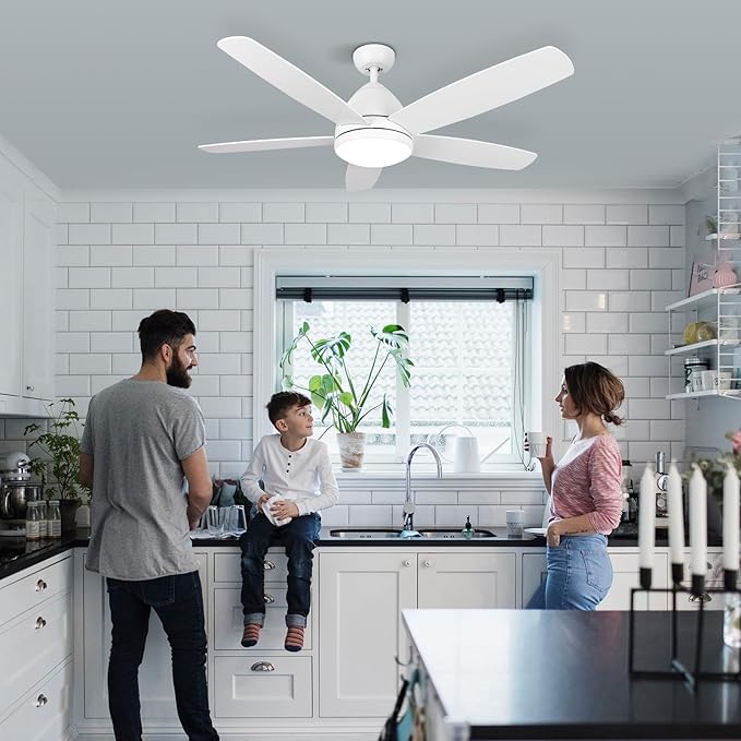 Smart White Ceiling Fan with Light, 52-Inch Modern Outdoor Ceiling Fan and Remote/App, Dimmable Tri-Color LED and Reversible Motor for Indoor Bedroom/Outdoor Covered Patio