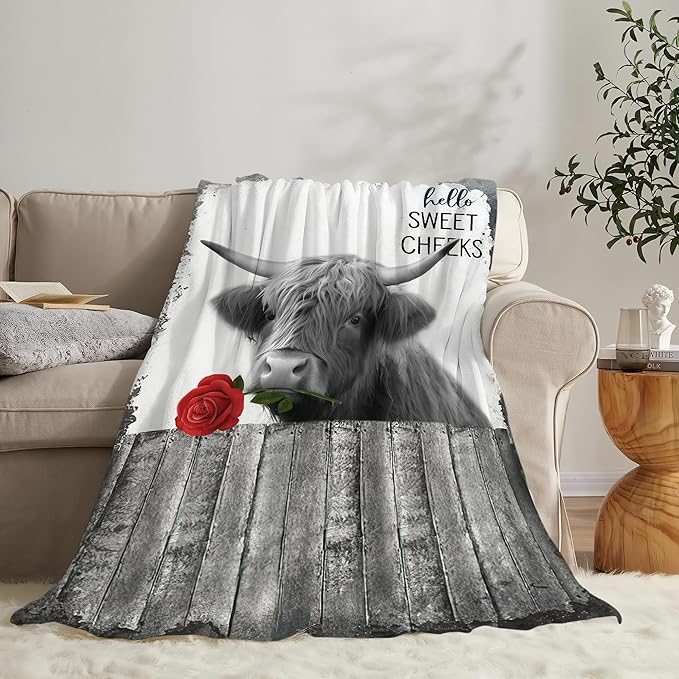 Funny Highland Cow Throw Blanket - Farm Cow Gifts & Decor, Soft Warm Cozy Fleece Blanket for Couch, Sofa, Bed - 60"x50"