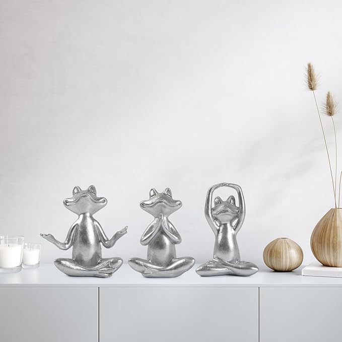 Suoedd Silver Frog Figurines Yoga Decor Set of 3 –Frog Yoga Statues for Modern Living Room Table Office Bookshelf Shelves Home Sculptures Decor, for Mom Dad Women
