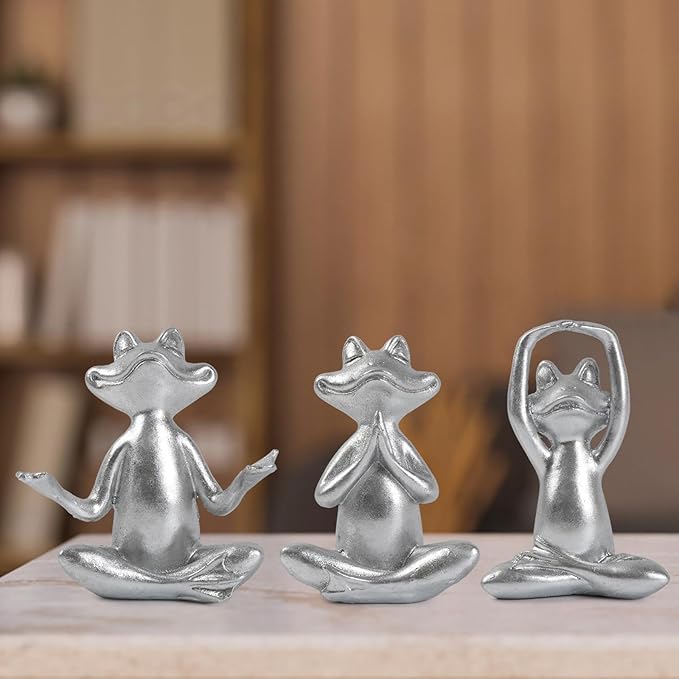 Suoedd Silver Frog Figurines Yoga Decor Set of 3 –Frog Yoga Statues for Modern Living Room Table Office Bookshelf Shelves Home Sculptures Decor, for Mom Dad Women