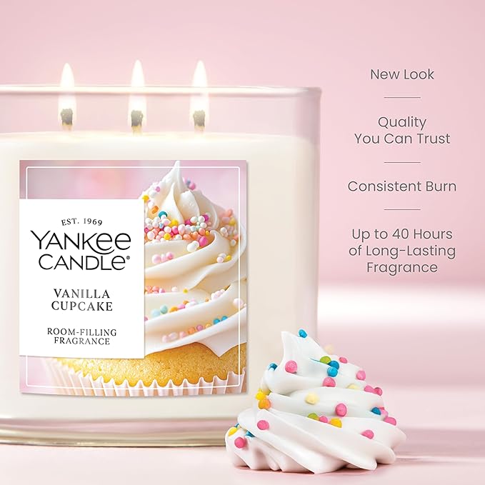 Yankee Candle Vanilla Cupcake, Scented Candle, 14.5oz 3-Wick Candle Jar with up to 40 Hours Burn Time, Giftable