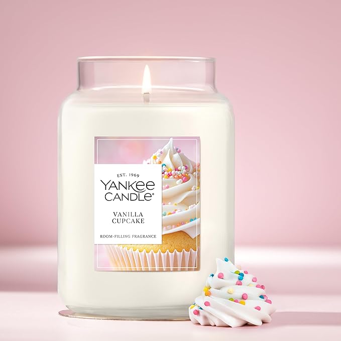 Yankee Candle Vanilla Cupcake, Scented Candle, 22oz Large Jar with up to 150 Hour Burn Time, Giftable, Birthdays