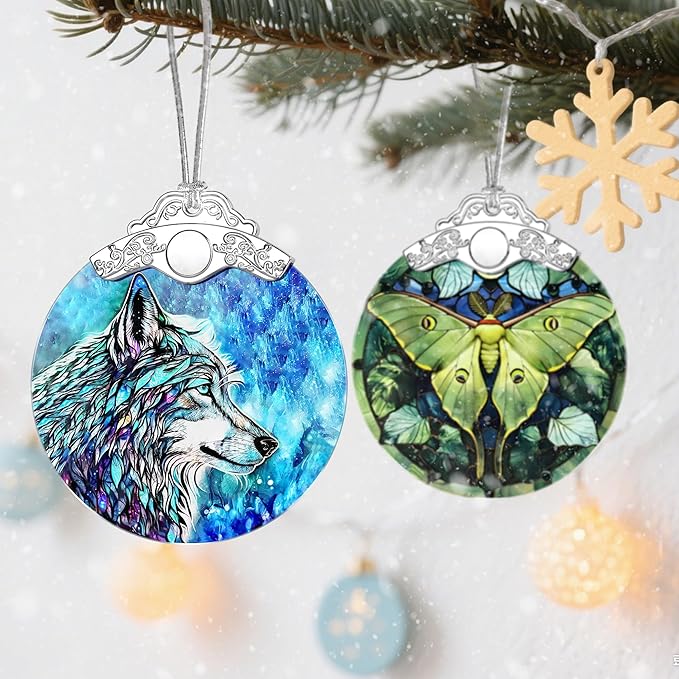 Wolf Ornament, Stained Glass Christmas Decorations, Christmas Ornaments for Tree, Holiday Ornament, Gifts for Wolf Lovers, Holiday Party Gifts, Gift Ideas & Xmas Gift